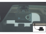 ドライブレコーダー(TZ-DR210)装備してます。フロントとリヤーのカメラで録画しているので万が一の時の記録で安心です。