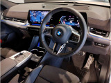 ☆センターパネルを運転席側に僅かに傾けたBMW独特のインパネ☆【駆け抜ける歓び】はここからもスタートしております☆