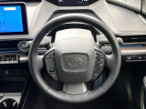 【純正革巻きステアリング】上質な革を使用することで、手にしっかり馴染みとても運転しやすいハンドルです♪