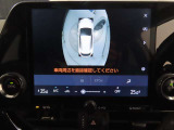 純正ナビ付です。もちろん車両後方を表示するバックガイドモニターが付いていて車庫入れ安心!