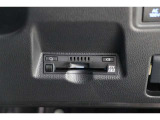 【ETC】 ETCを装備していれば、暑い日や寒い日、雨の日も窓を開ける必要がないので快適ドライブが楽しめます。