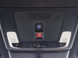 エアバック展開時自動通報や緊急時にボタンひとつで緊急サポートセンターに繋がる『Honda CONNECT』対応です!安心・快適なカーライフを実現します。詳しくはHondaホームページをご覧ください。