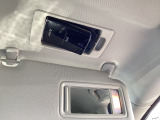純正スマートインETCも装着済み!ETCをご利用の場合は再セットアップ費用￥3,300-が別途必要となります。車載器はサンバイザーの後ろにスマートに収納☆カードの出し入れも簡単です☆