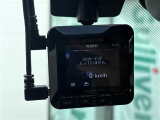 【前後録画型ドライブレコーダー】映像・音声などの運転中の記録を残します。事故などを起こした起こされた時の証拠になりえますので、もしも時でも安心ですね。