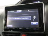 【ナビゲーション】には、携帯からの音楽情報が聞ける『Bluetooth機能付き』!大好きな音楽を聴きながらのドライブが出来そうですね!