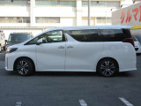 お問合せは専用無料ダイヤルからお気軽にお電話下さい。お車のこと、お店のことなど何でもお気軽に担当:北(キタ)までお尋ね下さい♪