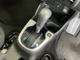 発進時から滑らかに加速する無段階変速のCVTはストップ&ゴーの多い街の中も快適です