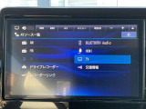 カーナビは、フルセグTV・ラジオ・Bluetooth・HDMI端子等対応です。フルセグは電波が悪くなるとワンセグに自動で切り替わり快適にTVがお楽しみ頂けます。