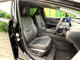 運転席シート廻りは使用感も少なく、良好な状態となっています。丁寧に使われていたことがよくわかりますね。