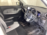 指定工場併設で末永く品質を保ちます。12ヶ月点検や車検はもちろんのこと、国家資格整備士によるお車のアドバイスも致します。