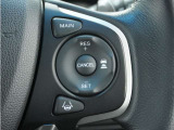 ◆アダプティブクルーズコントロール◆予め設定した車速内でクルマが自動的に加減速。前走車との適切な車間距離を維持しながら追従走行します。【LKAS】車線維持支援システムでステアリング操作を支援。