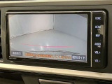 車庫入れや後方操作をサポート!苦手な駐車も安心のバックモニター付きです♪ガイド線も表示されますので、どこまで下がれば良いか目安にもなります☆