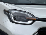 Bi-Beam LEDヘッドランプ+LEDターンランプ+LEDクリアランスランプ 少ない電力で明るく照らします☆彡