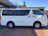 ご成約のおクルマ全て、エンジンオイルを交換してご納車させていただきます!また、点検時に消耗品の状態確認も行い必要に応じて新品交換させていただきます!