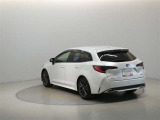 ご覧の車両以外にも多数のU-Carを展示販売しております。