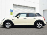 お車の詳細等はお気軽にMINI正規ディーラー アルコン までお問い合わせくださいませ。スタッフ一同、お待ちしております!