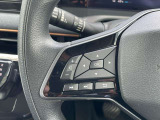 手元のスイッチでオーディオ操作出来ます☆視線をずらさなくて良いので安全運転にも一役かっていますね♪