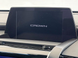 【メーカー純正ナビ】インテリアに溶け込むスタイリッシュな「専用設計」メーカーナビを装備♪視認性や操作性など基本性能にも優れ、より上質なカーライフをお楽しみいただけます。