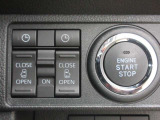 運転席からもスイッチ1つでリヤドアを開閉する事ができます。