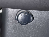 シガーソケット用の充電器が使用可能です!