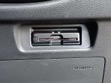【ETC2.0 日産オリジナルナビゲーション連動モデル装備】 運転支援情報サービス・渋滞回避支援・落下物や天候による路面状況のご案内/災害発生時の通行可能ルート案内等、カーナビ画面でお知らせします。