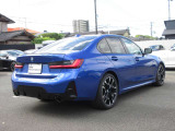 BMW・MINI認定中古車には2年間または1年間の無料保証を付帯。ご購入後も安心して、BMW・MINIならではの走りをお楽しみいただけます。