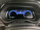 オプティトロンメーターは見やすさと先進性を両立したお洒落なディスプレイ&メ-タ-です