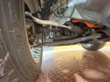 お車を安心してお乗りいただく為には、足回りの定期点検が欠かせません。サービスサポート(有償保証)では無料点検もご提供しており、安心のカーライフをお過ごしいただけるサポート体制が整っています。