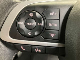 ナビゲーションに視線を移さず、ハンドルから手を離さず、運転に集中したまま手元でオーディオ操作できます♪