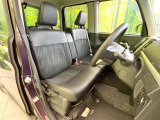 運転席シート廻りは使用感も少なく、良好な状態となっています。丁寧に使われていたことがよくわかりますね。