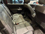 車両は屋内展示しておりますので天候に関係なくごゆっくりコンディションご確認頂けます。車両を倉庫へ保管している場合が御座いますのでご来店前に在庫確認頂けると幸いです。TEL072-784-8800