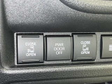 両側電動スライドドアで狭い所でも乗り降り楽々です!