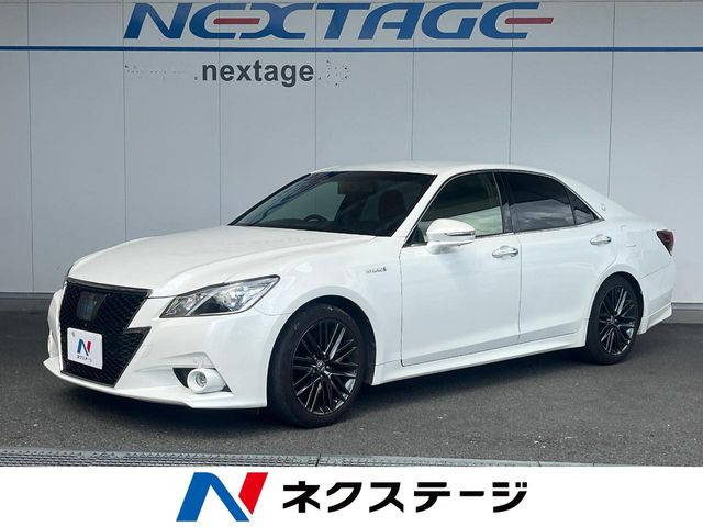 クラウンアスリート ハイブリッド 2.5 S ブラックスタイル