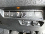寒い時期ステアリングヒータースイッチ ONでハンドルを温めて手のひらから暖かくしてくれるので快適にドライブできます。