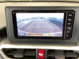 バックも安心のバックカメラ付いています。バックカメラがあると、いつでも安全にバックできますね。死角も減ります。