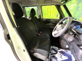 運転席シート廻りは使用感も少なく、良好な状態となっています。丁寧に使われていたことがよくわかりますね。