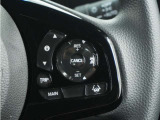 ◆アダプティブクルーズコントロール◆予め設定した車速内でクルマが自動的に加減速。前走車との適切な車間距離を維持しながら追従走行します。【LKAS】車線維持支援システムでステアリング操作を支援。