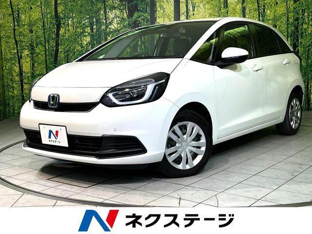 フィット 1.5 e:HEV ベーシック 