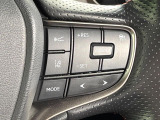 【レーダークルーズコントロール】高速道路での長距離走行が楽に!!自動で速度を保つクルーズコントロールが、衝突軽減システムと連携し、前方の車両を感知して車間を保つように速度調節してくれます!!