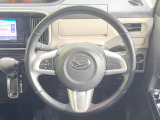 【純正革巻きステアリング】上質な革を使用することで、手にしっかり馴染みとても運転しやすいハンドルです♪