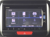 ドライブの必需品。見やすい・使いやすいHonda純正のメモリーナビを搭載しています。