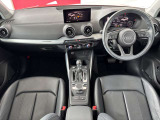 Q2 1.0 TFSI スポーツ 