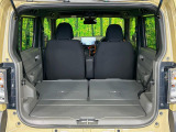 普段のお買い物や通勤、送迎等に十分な荷室スペースを確保しております。セカンドシートを倒すと、大きな荷物の積載も可能です♪