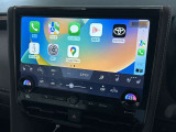 AppleCarPlay、androidAutoに対応しており、スマホとリンクしてアプリを使用できます。
