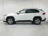 RAV4 2.5 ハイブリッド X E-Four 4WD 