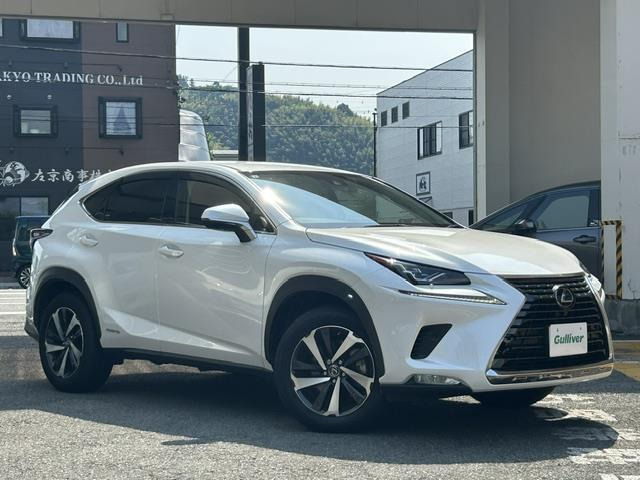 NX 300h バージョンL 本革シート 修復歴無し
