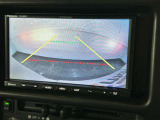 点検や修理でお越しの際はゆっくりくつろぎながらお待ちいただけるように、大きなソファ席もご用意しております♪テレビを見ながらのんびりお待ちください(^&omega;^)