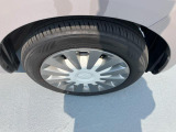 ホイールキャップ【155/65R14 ラジアルタイヤ】。運転ラクラクの足回り。