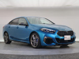 一目で伝わるBMW特有のスポーティーなプロポーションは、BMWの走行性能を生み出すのに欠かせない要因の一つです。細部まで拘りぬいたお車をぜひ一度ご覧ください!