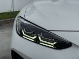 LEDヘッドライトで視界も良好です。見た目も恰好良いです。
